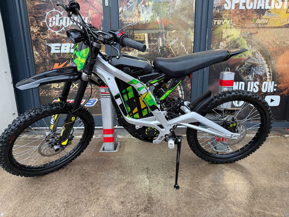 sed 2024 Sur Ron Light Bee Silver/Green