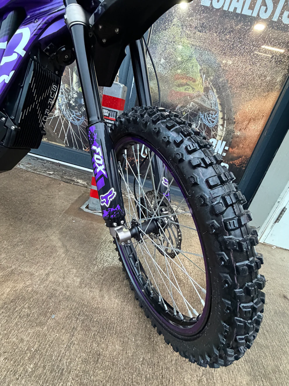 USED SUR RON 2023/4 LIGHT BEE X FOX