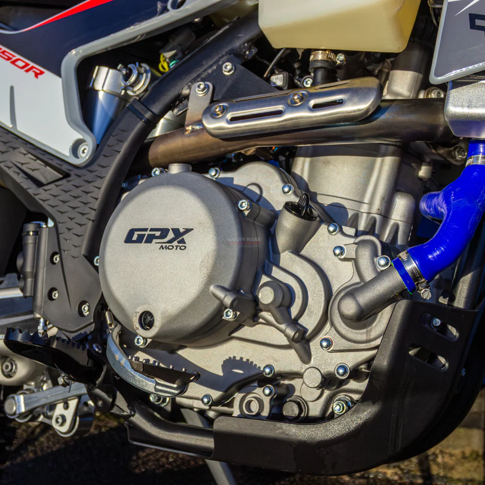 Pro 4 Stroke Watercooled BIKE EFI