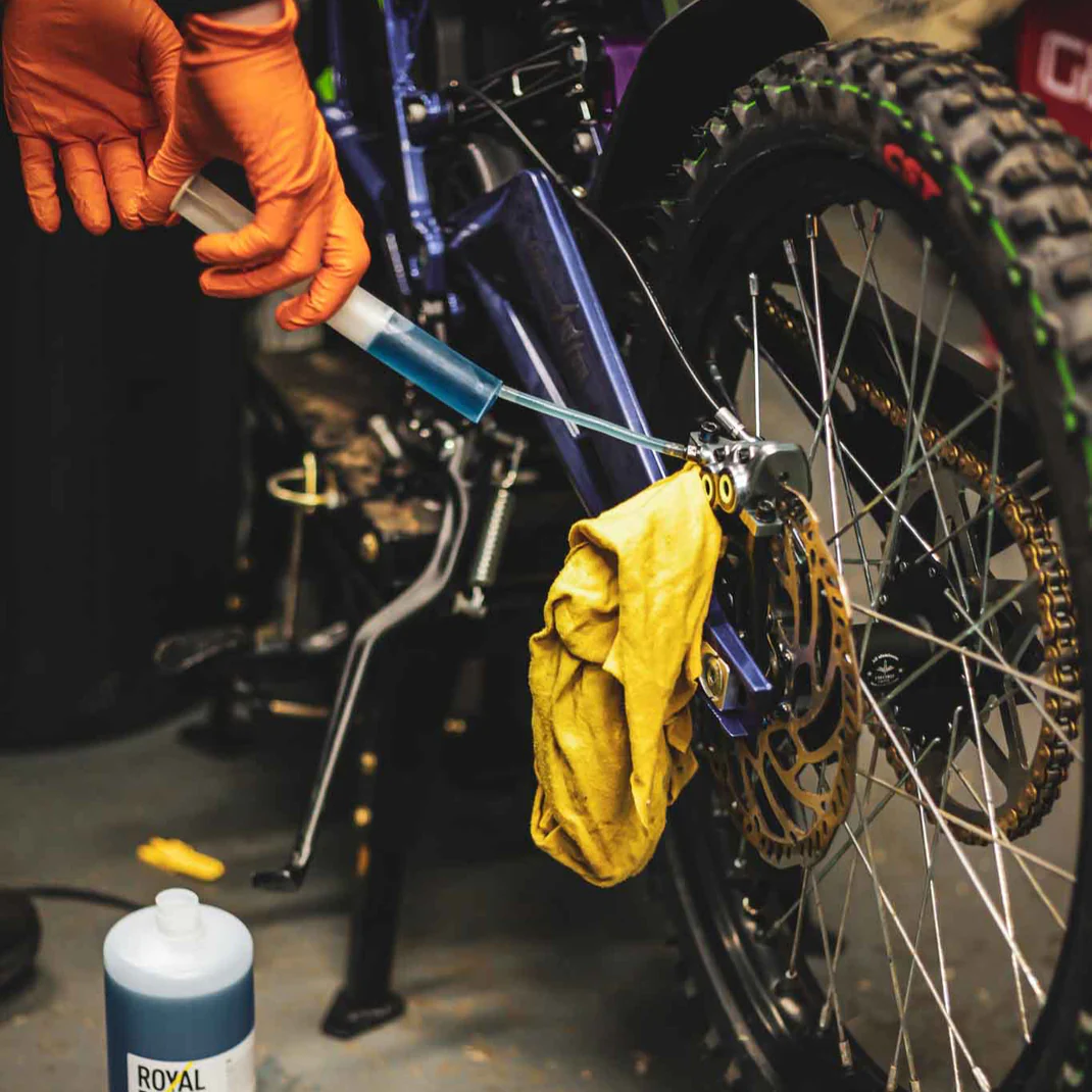 E-Bike Brake Bleeding Workshop Service